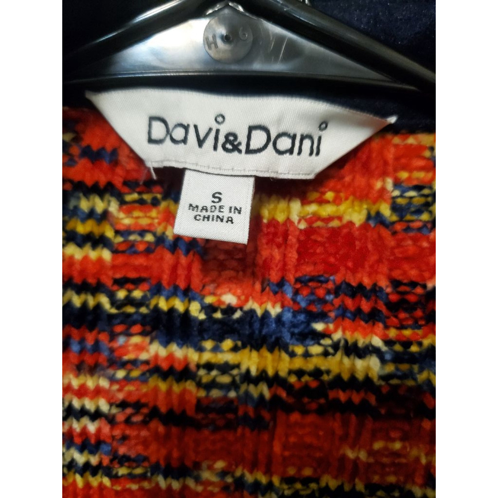 Women's Davi & Dani Shirt, Size S, Blue & Red - Picture 2 of 7